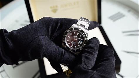 Rolex Submariner Watch Tutorial: How to set time, date and bezel